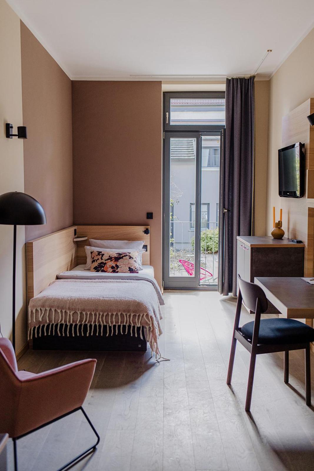 Hotel Stadthaus Erlangen Ngoại thất bức ảnh