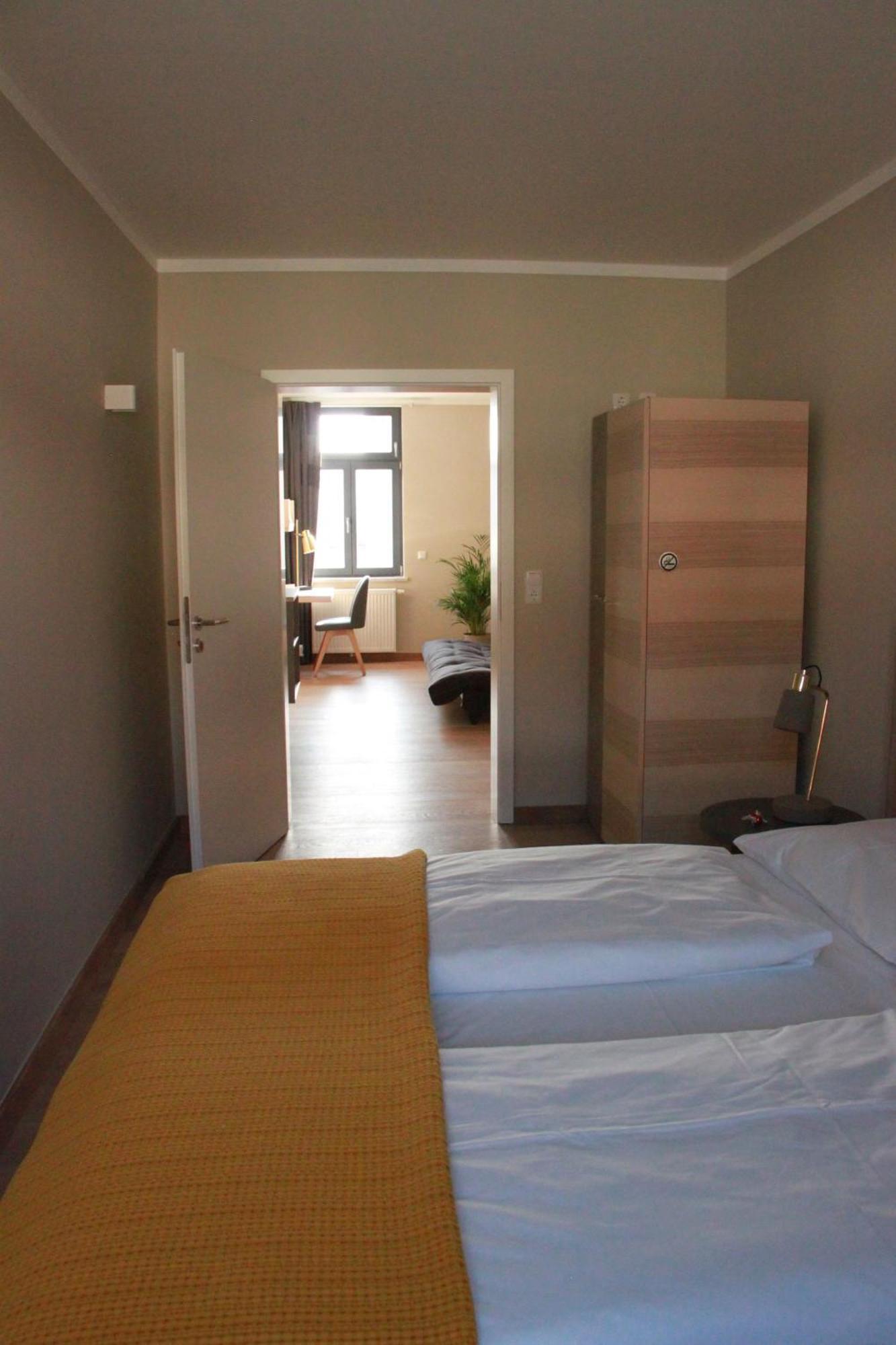 Hotel Stadthaus Erlangen Ngoại thất bức ảnh